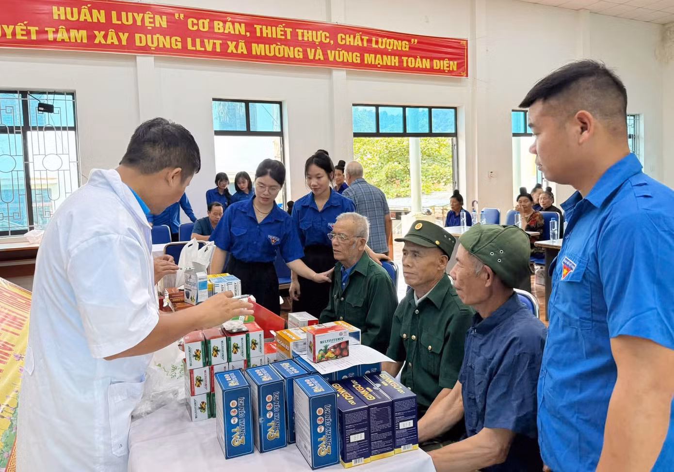 a10-doan-vien-thanh-nien.jpg
