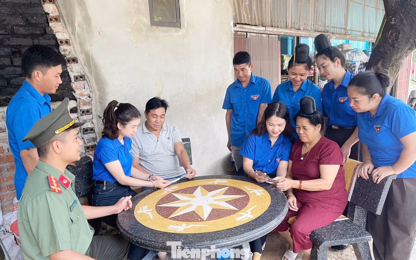 tp-1-ho-tro-nguoi-dan-chuyen-doi-so.jpg
