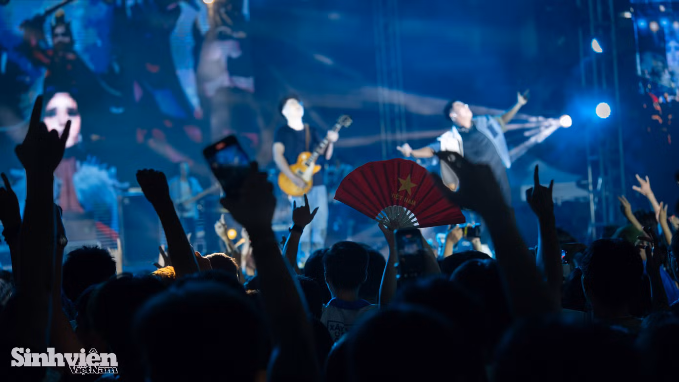 rock-show-huce-203855.jpg