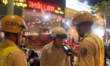 Cảnh sát Giao thông Lâm Đồng ra quân tổng kiểm soát hoạt động kinh doanh vận tải.