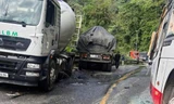 Xe đầu kéo gây tai nạn liên hoàn, đèo Bảo Lộc tê liệt