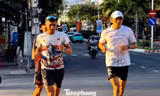 Vận động viên đánh giá cung đường Tiền Phong Marathon ‘đẹp, mát, dễ bứt tốc’