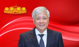 Chân dung Phó Chủ tịch Quốc hội Đỗ Văn Chiến 