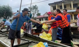 Nhiều hoạt động ấm tình người trong mưa lũ của tuổi trẻ Quảng Trị 