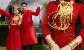 Cưới 'cô chủ tiệm vàng', chú rể TPHCM nhận dây chuyền kim cương đặc biệt