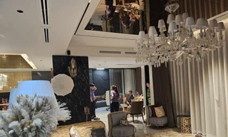 Cơ quan chức năng khám xét căn hộ của Ngân 98, Lương Bằng Quang cũng bị triệu tập