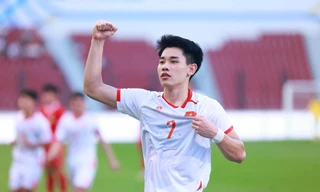 Cầu thủ Nguyễn Đình Bắc được đề cử Gương mặt trẻ Việt Nam tiêu biểu năm 2025