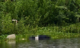 Hai nữ công nhân 16 tuổi qua đời tại Bắc Ninh, thư tay để lại cho chủ trọ gây xót xa