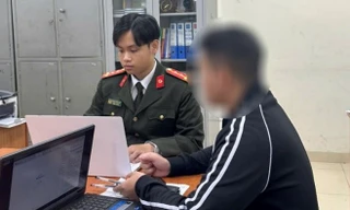 Anh C làm việc với cơ quan Công an.