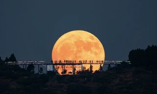 Siêu trăng "chill" nhất năm sẽ xuất hiện trên bầu trời Việt Nam đêm nay 4/12