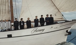 BTS vượt đại dương trở về với ARMY và "thuyết âm mưu" ẩn giấu trong MV SWIM