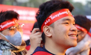 Chủ Nhật Đỏ 2026 hút hàng nghìn bạn trẻ, gác lại việc cá nhân đến xếp hàng hiến máu sớm