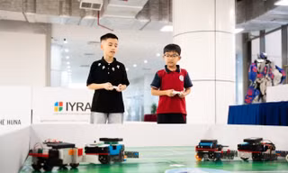 Hàng ngàn học sinh mang “giấc mơ công nghệ” hội tụ tại Chung kết VSAR 2026
