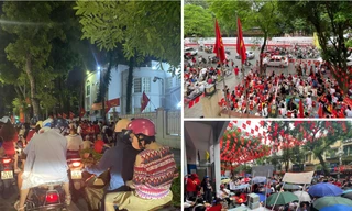 Góc đẹp xem diễu binh kín chỗ, người dân sẵn sàng "xuyên đêm" bất chấp thời tiết