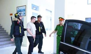 Công an mở rộng điều tra vụ án sản xuất hàng giả liên quan đến chồng Đoàn Di Băng