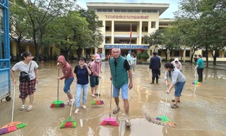 TP Huế tiếp tục cho học sinh nghỉ vào thứ Hai đầu tuần do nước lũ dâng trở lại