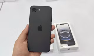 Apple bắt đầu bán iPhone 16e tân trang, có gì khác mà giá lại rẻ hơn hẳn?