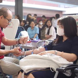  Toàn cảnh chương trình Chủ nhật Đỏ tại TP.HCM 