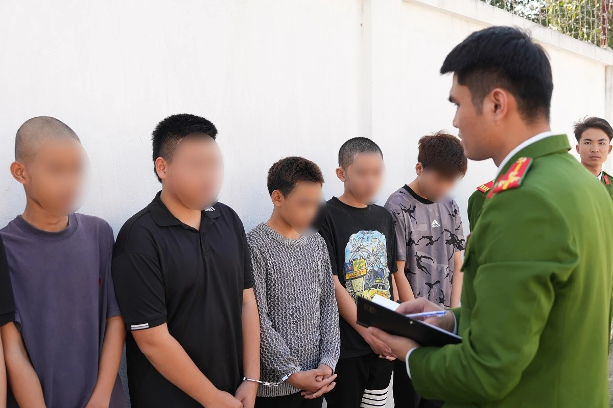 Nghệ An: Bắt giữ nhóm thiếu niên lạng lách, mang hung khí gây náo loạn đường phố