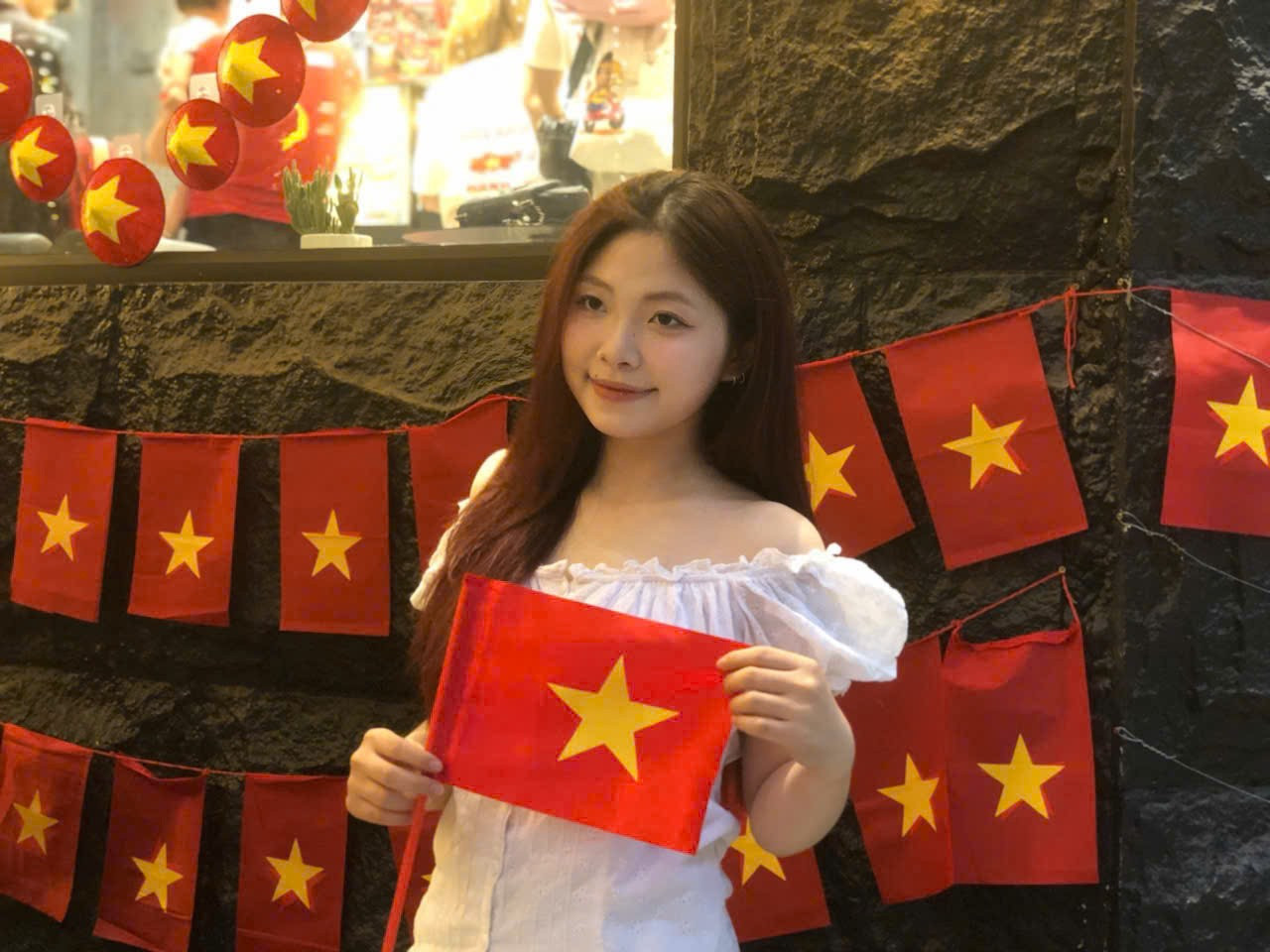gen-h-huyen-thu.jpg