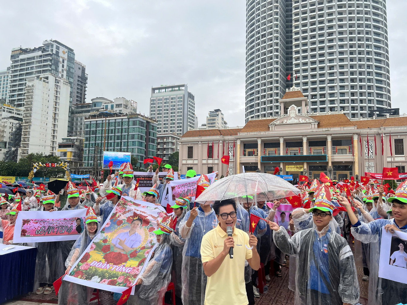 MC Cong To en el puente Khanh Hoa mc-cong-to.jpg