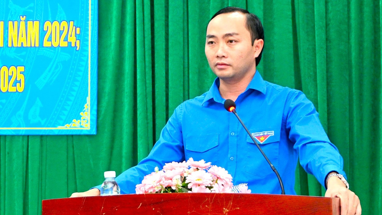 Bí thư Tỉnh Đoàn Cà Mau - Phạm Tuấn Tài cho rằng, thanh niên là lực lượng nòng cốt, xung kích trong triển khai Ngày Chủ nhật Xanh. image.jpg
