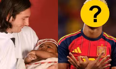 Em bé từng được Messi bế giờ thành ngôi sao bóng đá, ghi điểm tại World Cup 2026