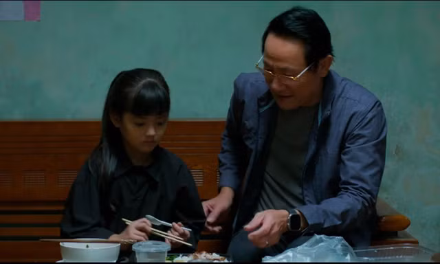 Phim giờ vàng VTV gây tranh cãi vì tình tiết “muốn tạo drama nhưng quá cũ kỹ”