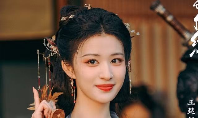 Vì sao khán giả ngóng chờ “Còn Ra Thể Thống Gì Nữa” của Vương Sở Nhiên?