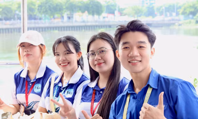 Hướng đến kỷ niệm 50 năm Thành phố mang tên Bác: Đoàn viên Thanh niên mở lớp học di động vòng quanh thành phố 