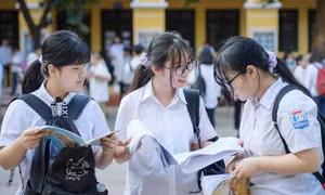 Lịch thi lớp 10 Hà Nội được đẩy sớm: Thí sinh có thể đổi nguyện vọng sau khi đăng ký