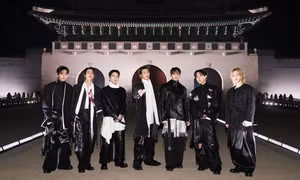 Concert của BTS tại Gwanghwamun: Một giờ đồng hồ "rực lửa", RM nói lắp vì hồi hộp