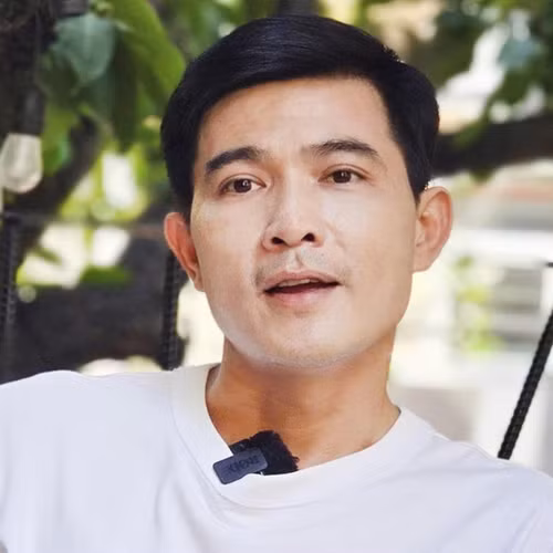 Diễn viên Quang Sự: 'Tôi 2-3 lần thua lỗ'