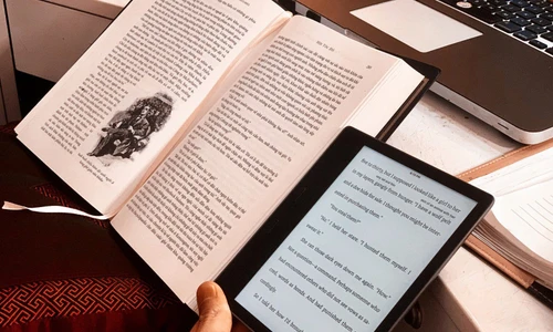 Nhóm sách lậu 'sập' đồng loạt 