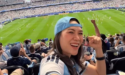 Mỹ Tâm xem trực tiếp Messi lập kỷ lục