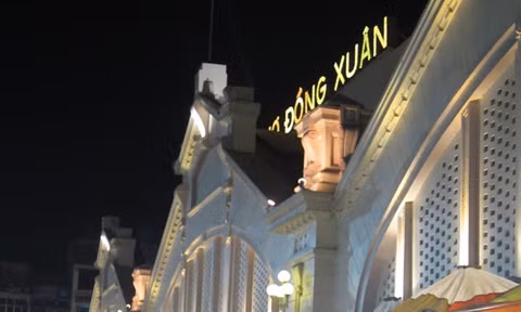 Ấn tượng chợ đêm Hà Nội