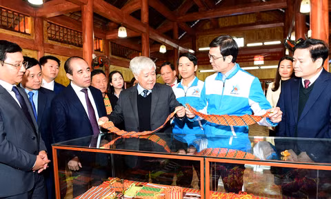 Khánh thành nhà văn hóa cộng đồng dân tộc Pà Thẻn