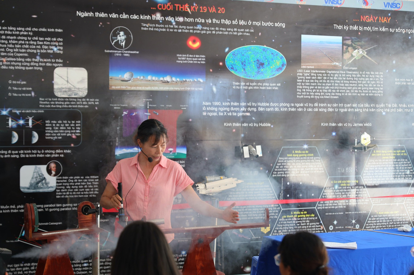 hoc-ve-thien-van-tai-dai-thien-van-nha-trang-anh-nha-chieu-hinh-vu-tru-nguon-dai-thien-van-nha-trang-trung-tam-vu-tru-viet-nam.jpg