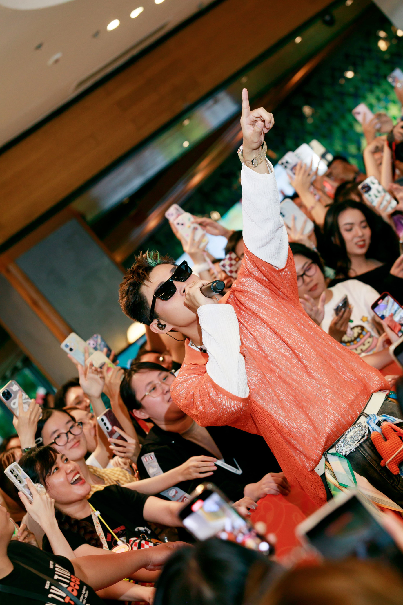 wdy-3792-min.jpg