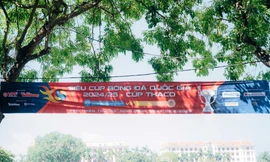 Không khí Siêu Cúp Bóng đá Quốc gia 2024/25 – Cúp THACO tràn ngập sân Thiên Trường