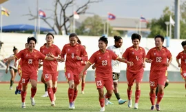 Chung kết bóng đá nữ SEA Games 33: HLV Mai Đức Chung hứa tiếp mạch thắng, Bích Thùy thích gặp Thái Lan
