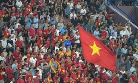 Sân Việt Trì rực đỏ, thổi bùng cảm hứng chiến thắng của U23 Việt Nam