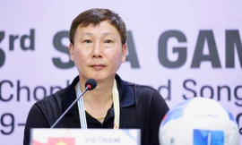 Thắng chật vật, HLV Kim Sang-sik lý giải U22 Việt Nam có chút lo lắng