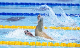 SEA Games 33: Chiêm ngưỡng kình ngư Nguyễn Huy Hoàng rẽ nước, thống trị đường đua xanh