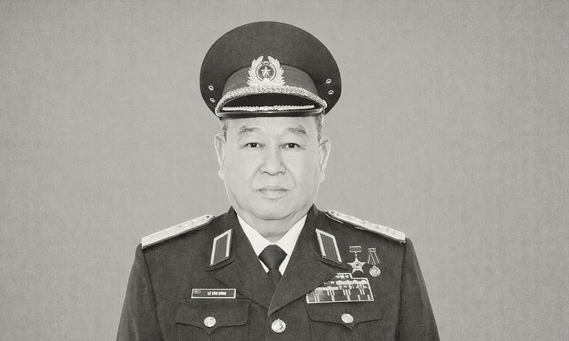 dai-tuong-le-van-dung.jpg