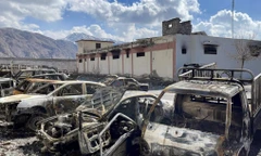 Pakistan điều trực thăng, máy bay không người lái tiêu diệt hàng trăm phiến quân