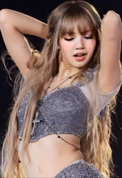 lisa81-1143-5197.jpg