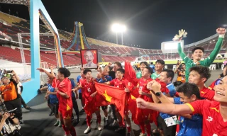 Báo Hàn Quốc: 'Phép màu Kim Sang-sik' lại xuất hiện, Việt Nam giành lại HCV SEA Games sau 4 năm