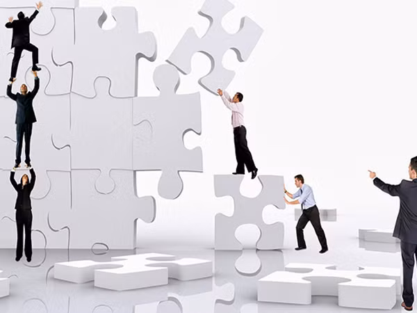 Ba cung hoàng đạo ứng xử linh hoạt và giỏi thích nghi với môi trường mới