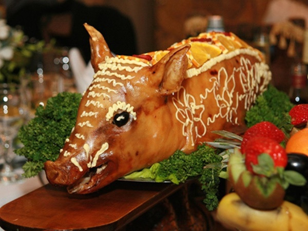 Khám phá bữa tiệc Giáng sinh ngon miệng đã mắt trên khắp thế giới